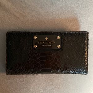 Kate Spade Bi Fold “Snake Skin” Wallet